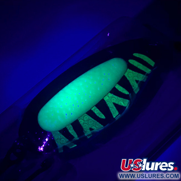  Blue Fox Pixee UV (świeci w ultrafiolecie), młotkowany nikiel/niebieski, 24 g błystka wahadłowa #4621
